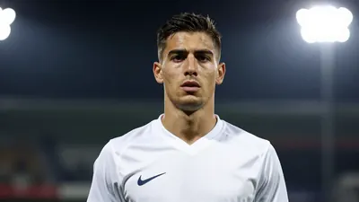 Lechia Gdansk sold Tomasz Bobcek to Frosinone Calcio for 10.8 million euros, with a bonus of 2.2 million euros