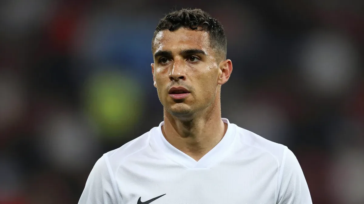 Midfielder Iwan Żelizko is set to leave Lechia Gdansk for Bulgarian side Ludogorets Razgrad in a deal worth around 4...