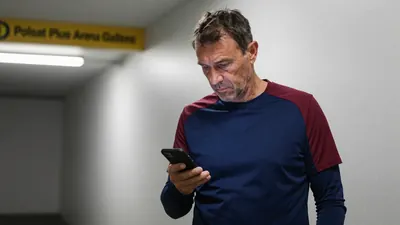 Lechia Gdańsk, under coach Władysław Łupaszko, is battling a tough season marked by injuries and a youthful roster