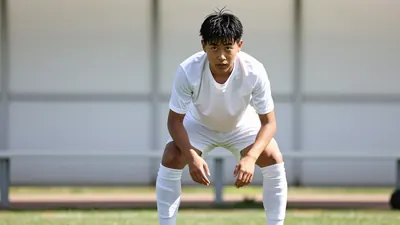 Lechia Gdańsk finalizuje rejestrację 20-letniego ormiańskiego skrzydłowego Nareka Howhannisjana, który od września czekał...